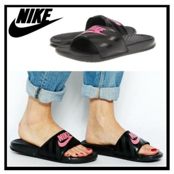 Nike Women’s Benassi JDI Slide Sandals. New